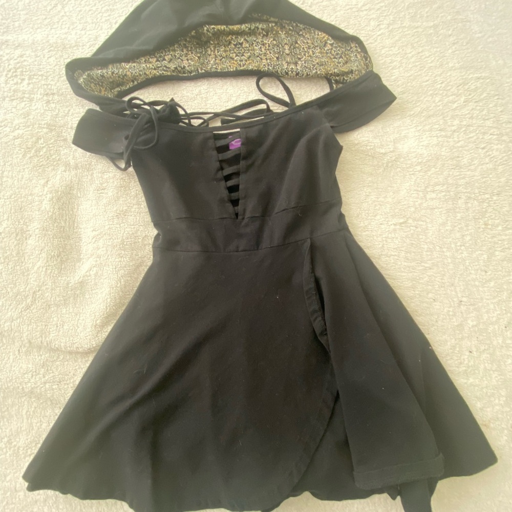 Noralina Freedom Off-Shoulder Dress - Picture 3 of 3
